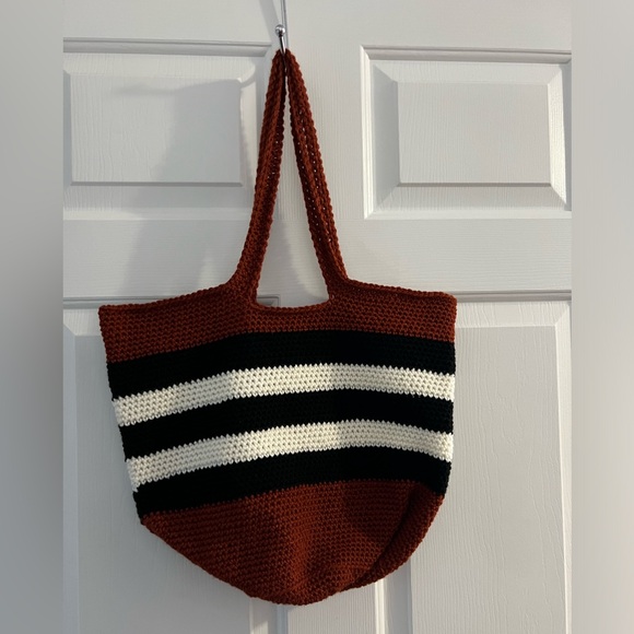 Crocheted Shoulder Bag ✨